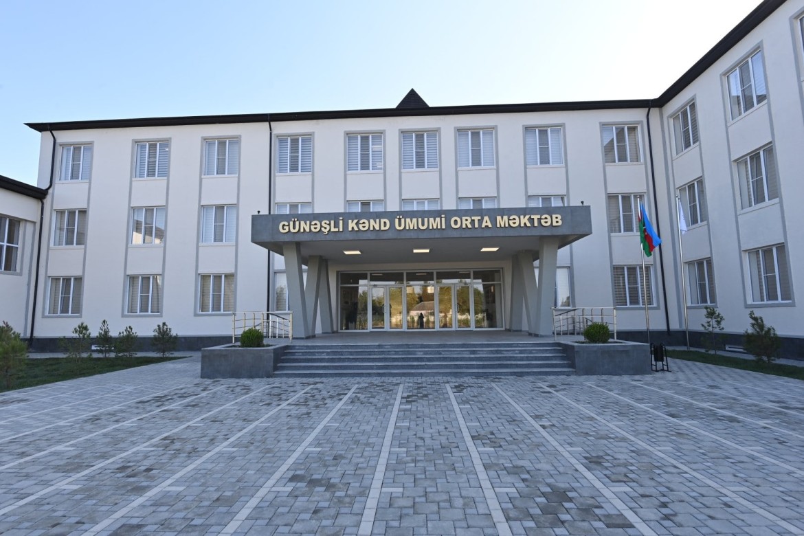 Heydər Əliyev Fondu tərəfindən Saatlı rayonunda inşa edilən yeni məktəb binası istifadəyə verilib