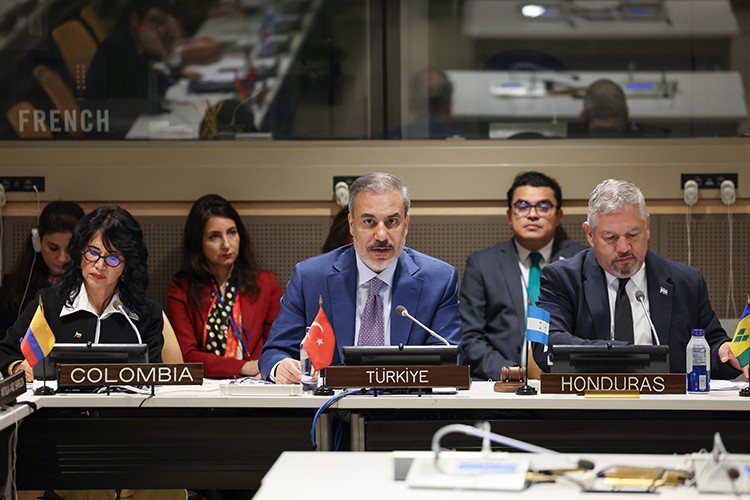 Fidan CELAC Dördlüyü Xarici İşlər Nazirləri Toplantısında iştirak edib