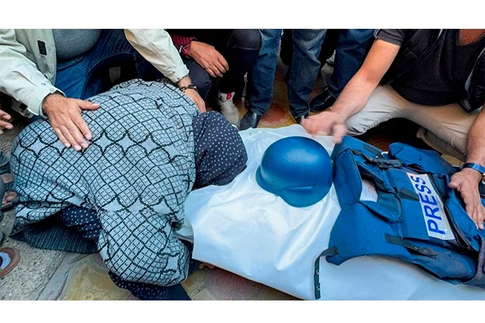 Haaretz qəzzalı jurnalistlərin müdafiəsini tələb edib