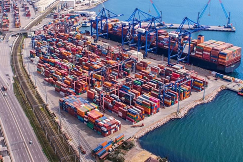 Türkiyənin Kocaeli limanı 16 milyon tondan çox yük qəbul edib (ÖZƏL)
