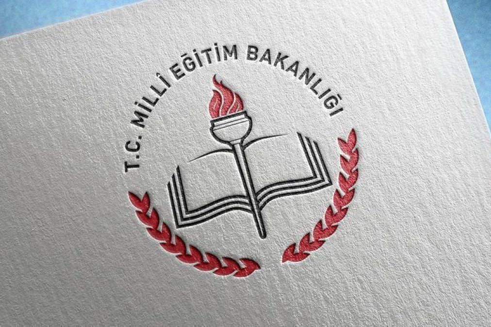 Türkiyədə özəl məktəblərdə Hellouin və Pasxa qadağan edilib