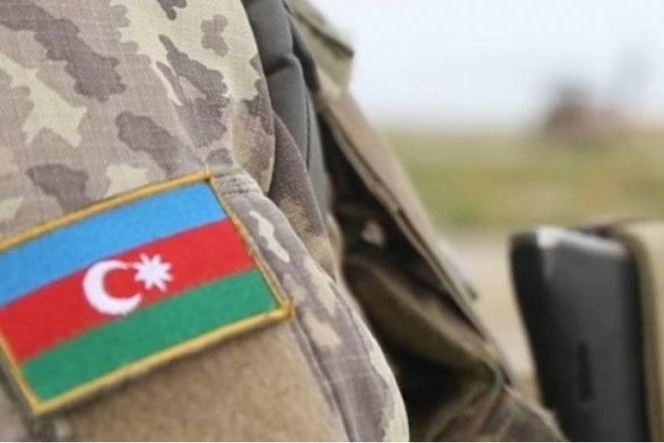 Bu hallarda xüsusi rütbələrin ixtisas dərəcələrinə qarşılıqlı uyğunlaşdırılması aparılmayacaq