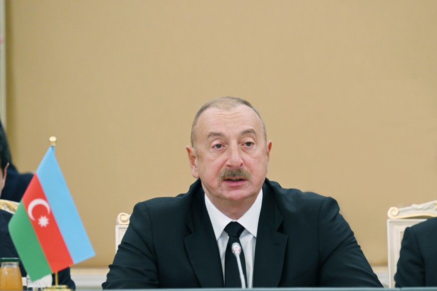 Prezident İlham Əliyev: Qarşılıqlı fəaliyyətimizin mühüm istiqamətlərindən biri də nəqliyyat-tranzit sahəsində əməkdaşlıqdır