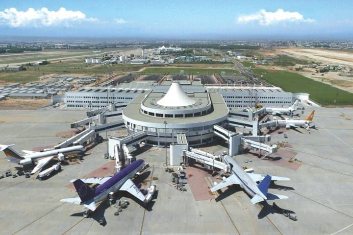 Antalya hava limanında sərnişindaşıma 26 milyon nəfərə çatıb (ÖZƏL)