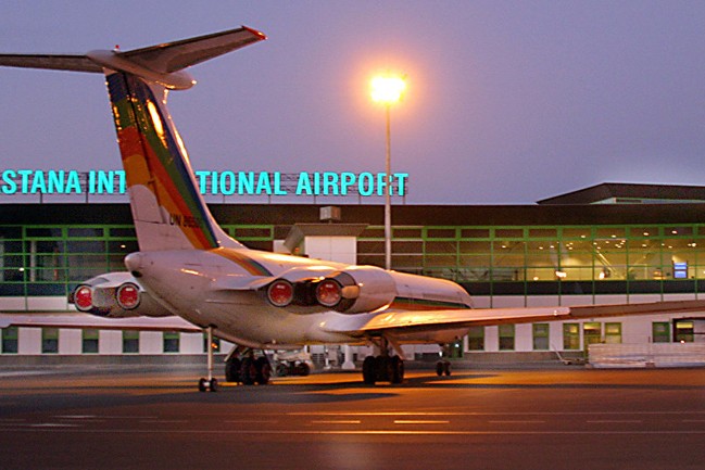 Air Astana təyyarəsi texniki nasazlıq səbəbindən Pekinə məcburi eniş etdi