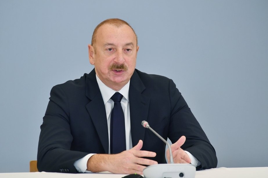 Prezident İlham Əliyev: Fransa və Hindistan Ermənistanı silahlandırmaqla, necə deyərlər, tonqala yanacaq tökürlər