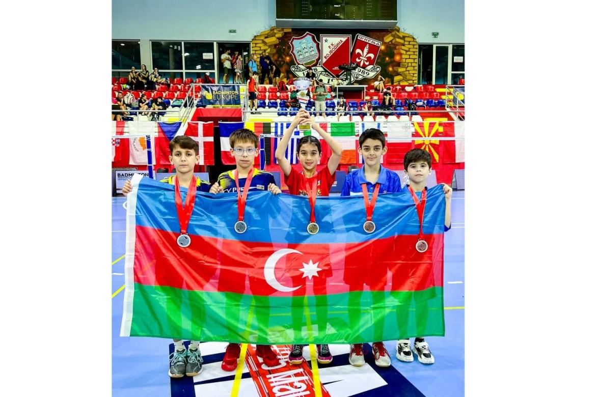 Badmintonçularımız Novı Saddan 4 medalla qayıdıb