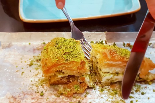 Düzgün yuxu rejimi gənclərin qidalanma vərdişlərini yaxşılaşdırır