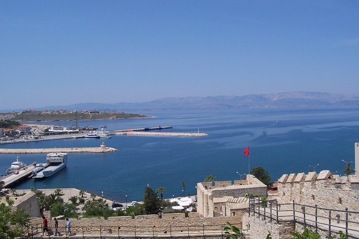 Yanvar ayında Türkiyənin Çeşme limanı tərəfindən qəbul edilən gəmilərin sayı açıqlanıb (ÖZƏL)