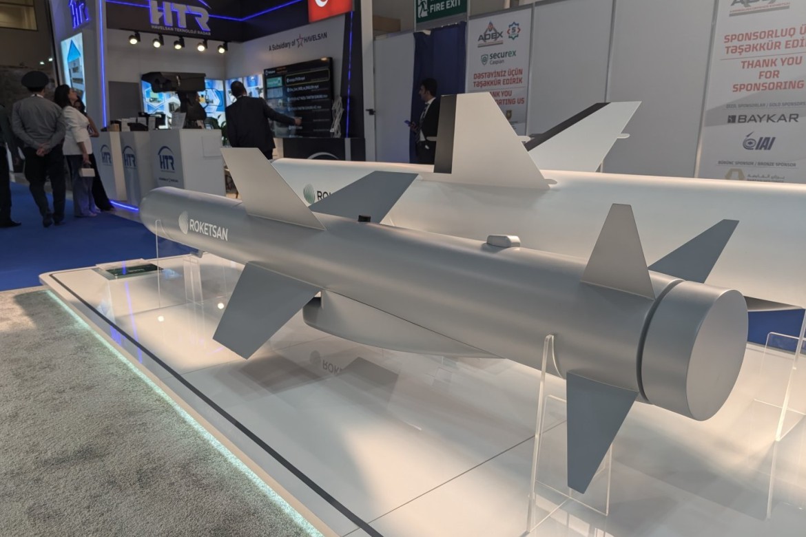 "Roketsan" "ADEX-2024" sərgisində hərbi dəniz sistemləri üçün qanadlı raketini təqdim edib