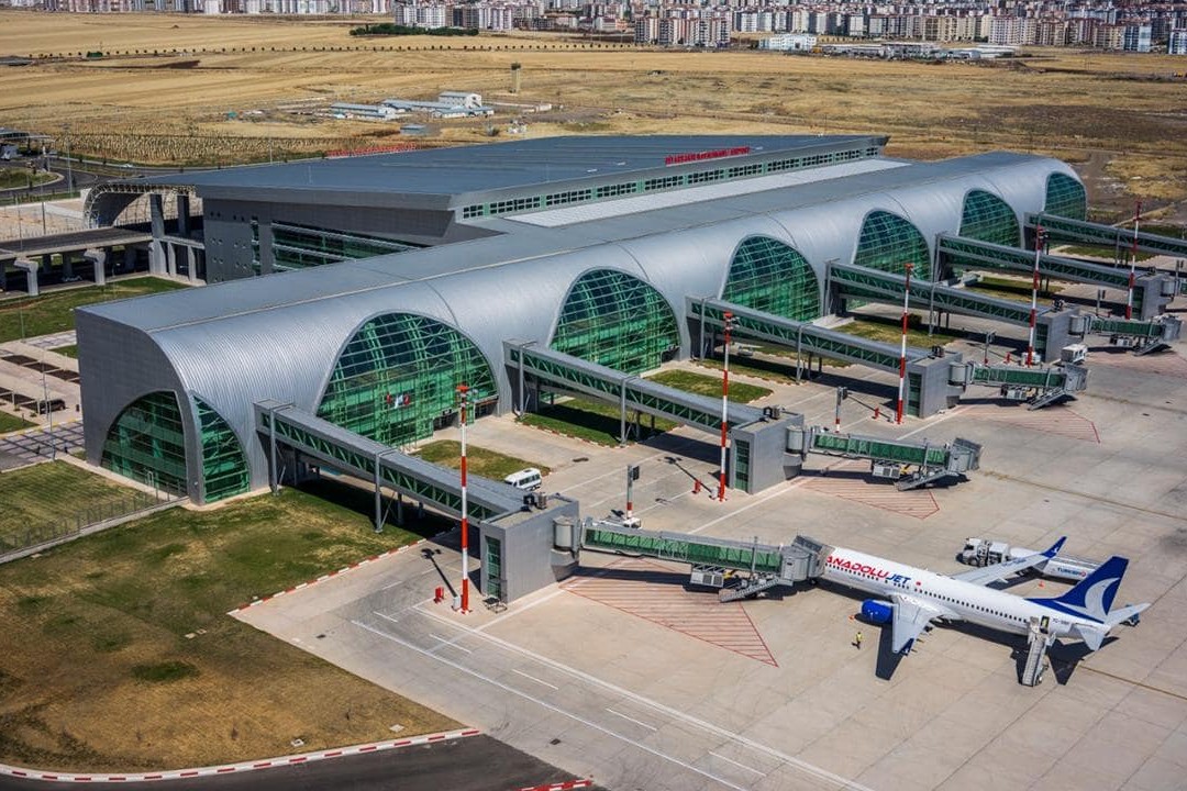 Diyarbakır Hava Limanında sərnişindaşınma göstəriciləri artıb