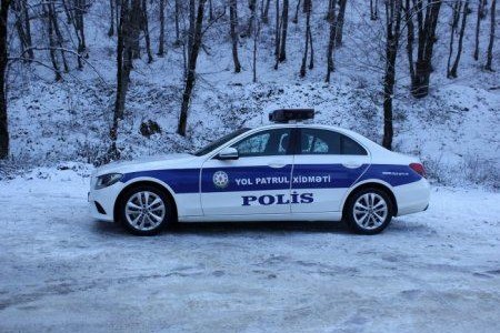 Yol örtüyünün buz bağlaması nəqliyyat vasitələrinin hərəkətini çətinləşdirir - DYP