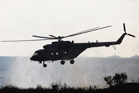Ekvadorda hərbi helikopter qəzaya uğrayıb