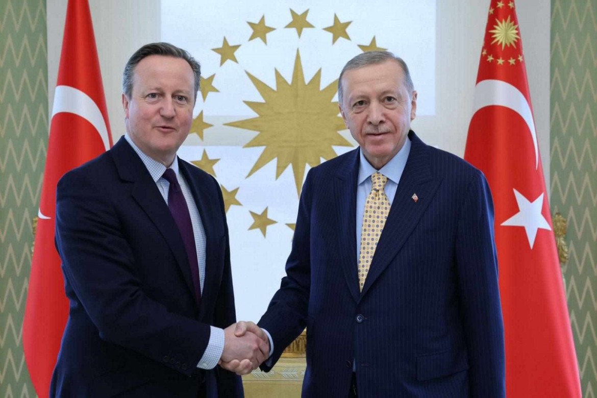 Ərdoğan Devid Kameronu qəbul edib