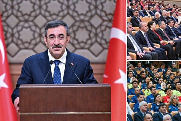 Biz daha şəffaf və hesabat verə bilən bir dövlət strukturunu gücləndirməliyik