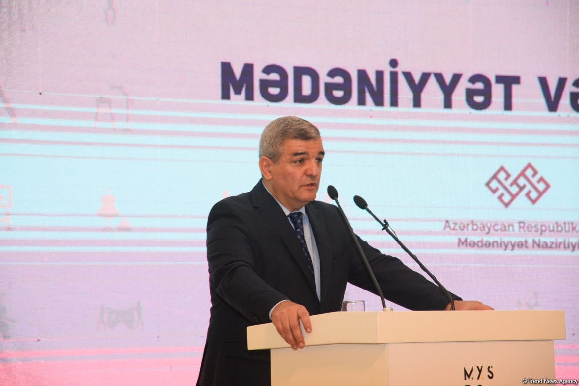 Fazil Mustafa səs verib