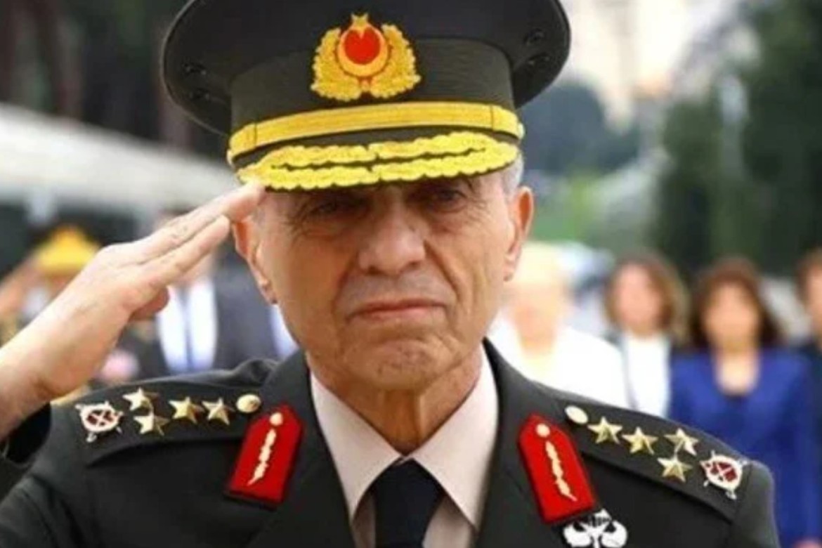 Türkiyədə sabiq Jandarma Baş Komandanı vəfat edib