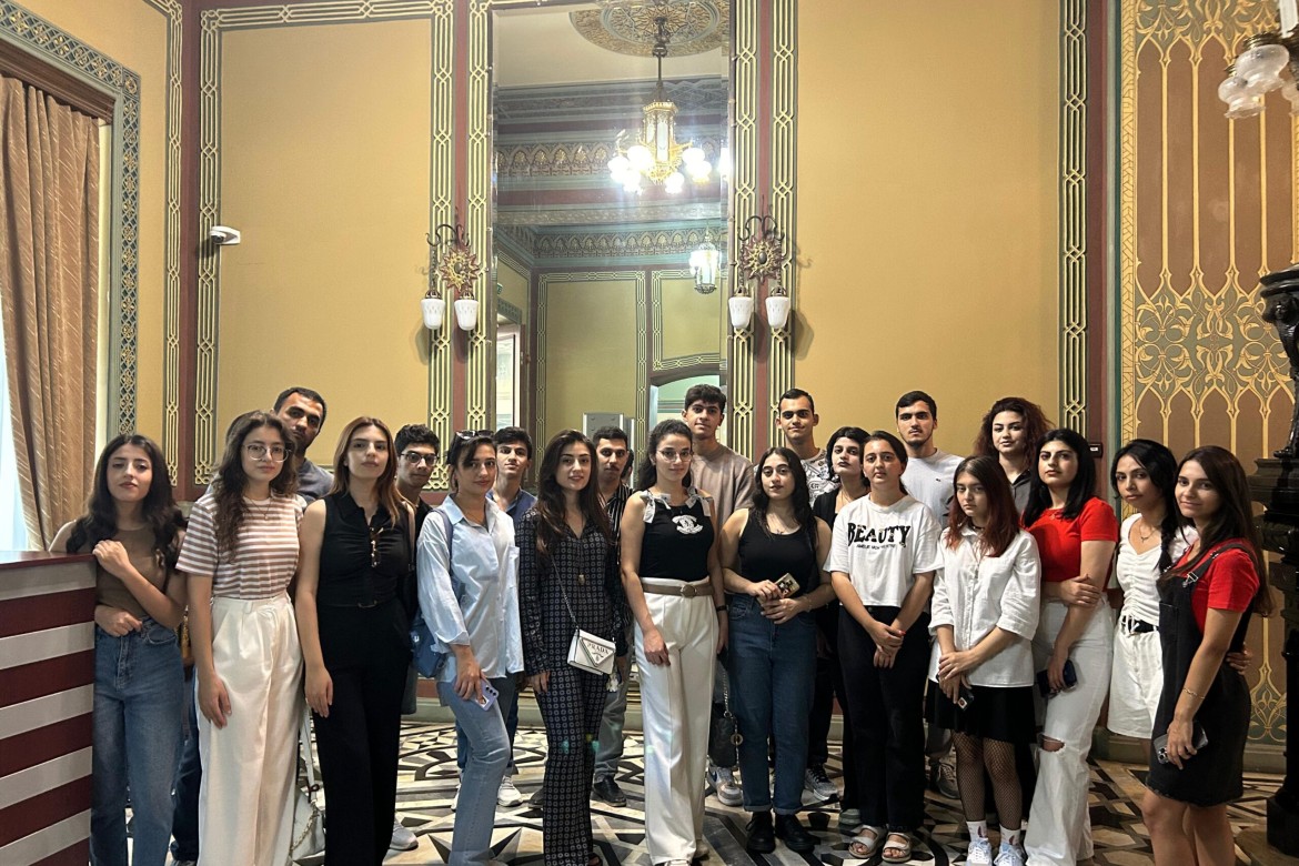 Hacı Zeynalabdin Tağıyevin Ev Muzeyinə ekskursiya təşkil olunub
