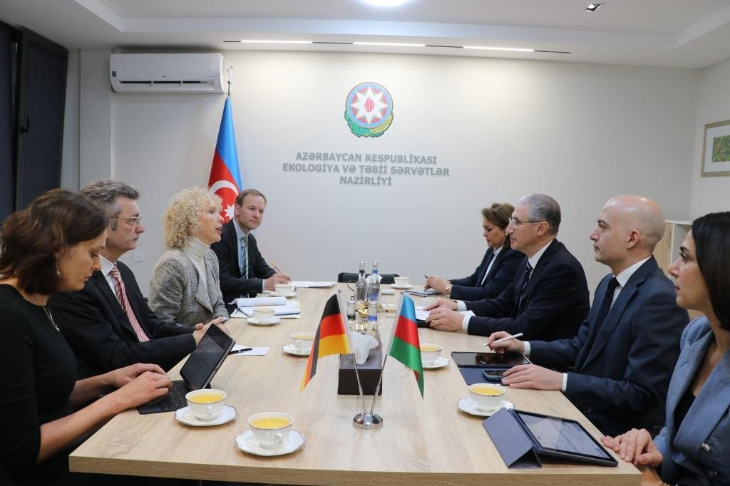 Almaniyanın xarici işlər nazirinin müavini ilə görüş keçirilib