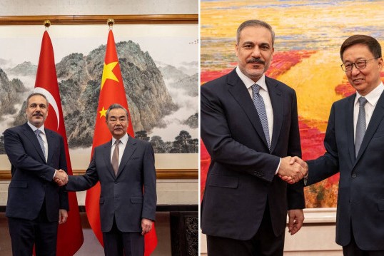 Fidan Çində diplomatik görüşlər keçirir