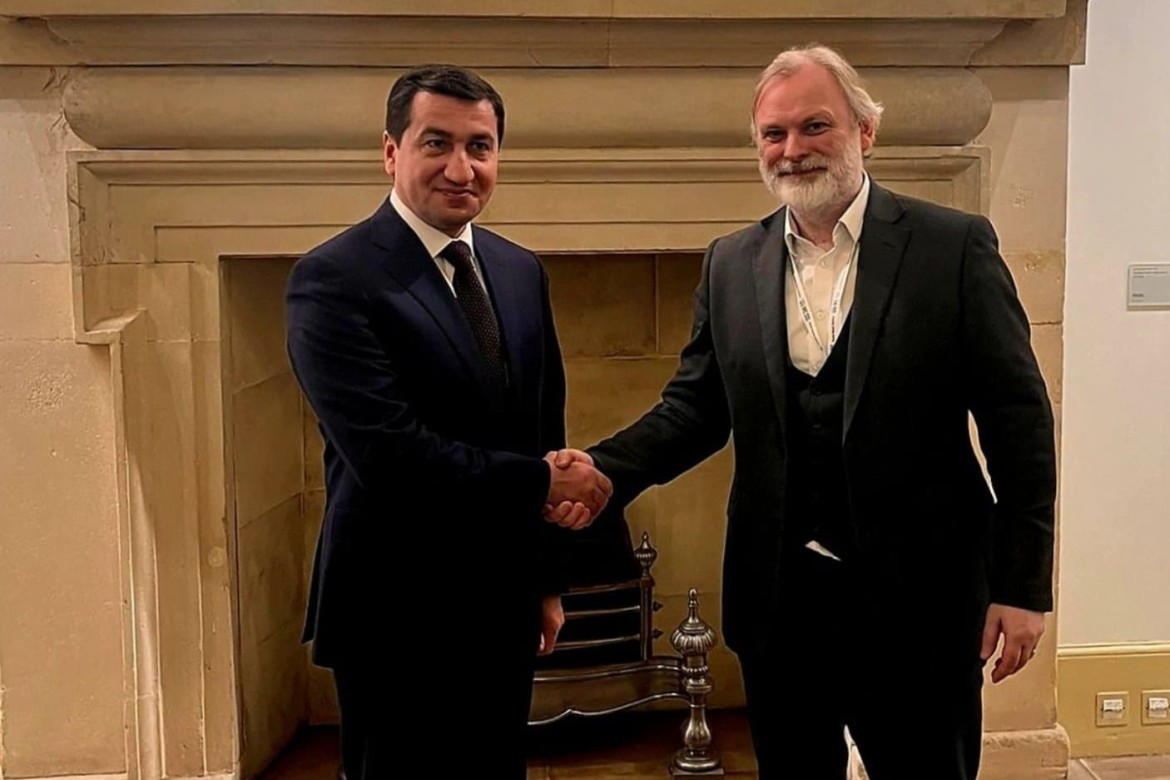 Hikmət Hacıyev Britaniya baş nazirinin müşaviri ilə görüşüb