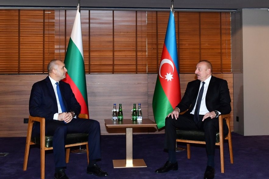 Prezident İlham Əliyevin Bolqarıstan Prezidenti Rumen Radev ilə təkbətək görüşü olub
