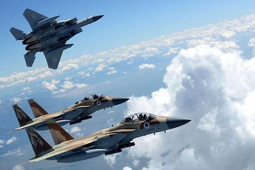 İsrail hava qüvvələri Husilərin atdığı raketi vurublar