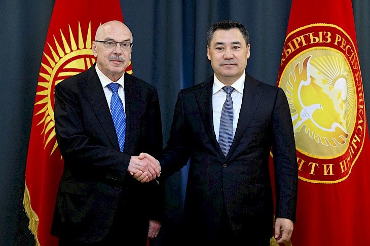 Japarov BMT-nin Terrorla Mübarizə İdarəsinin rəhbərini qəbul edib