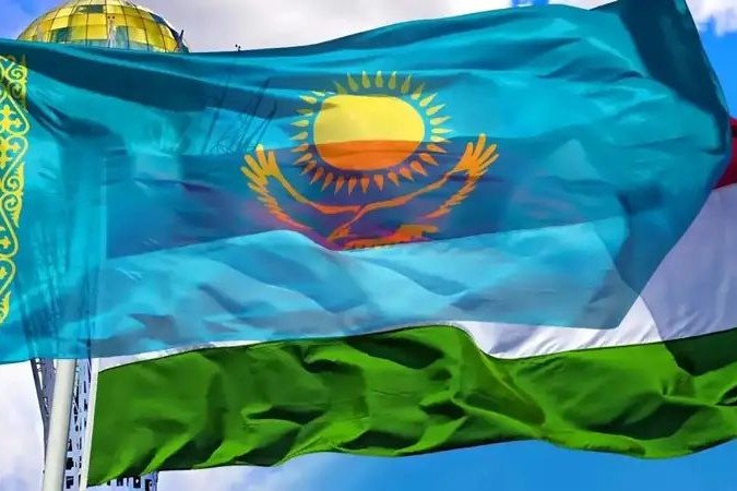 Qazaxıstan və Macarıstan siyasi məsləhətləşmələr keçirəcək