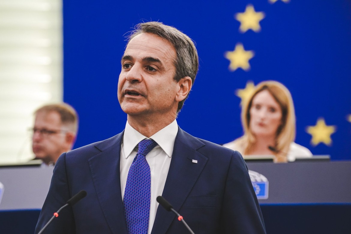 Yunanıstan Baş naziri Prezident İlham Əliyevi təbrik edib