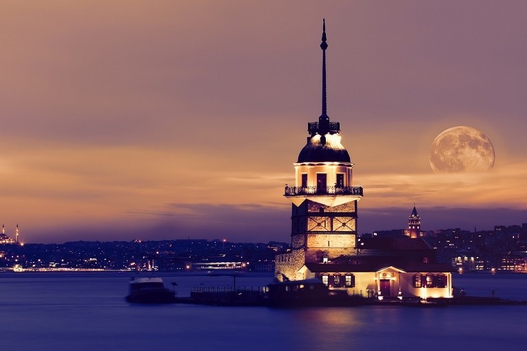 İstanbul otellərində payız mövsümündə güclü turist axını müşahidə olunur