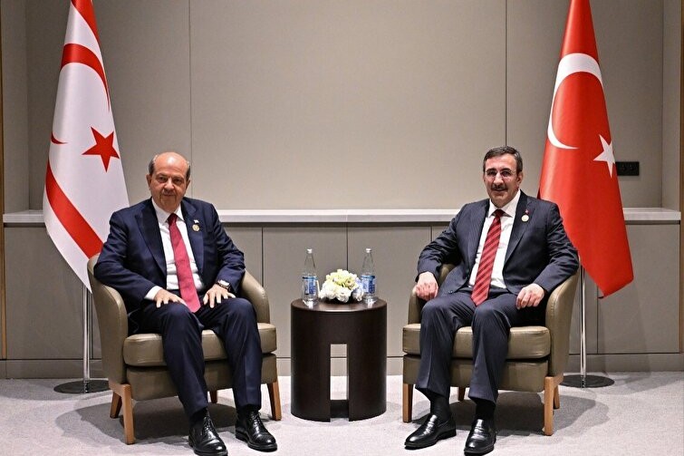 Cevdet Yılmaz Ersin Tatar ilə görüşüb