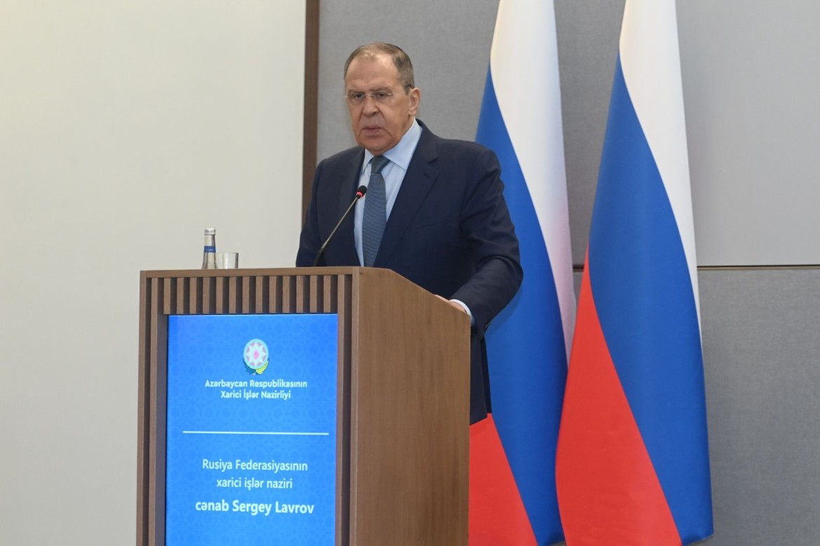 Rusiya Ukraynada insanların taleyini təhlükəyə atmayacaq - Lavrov