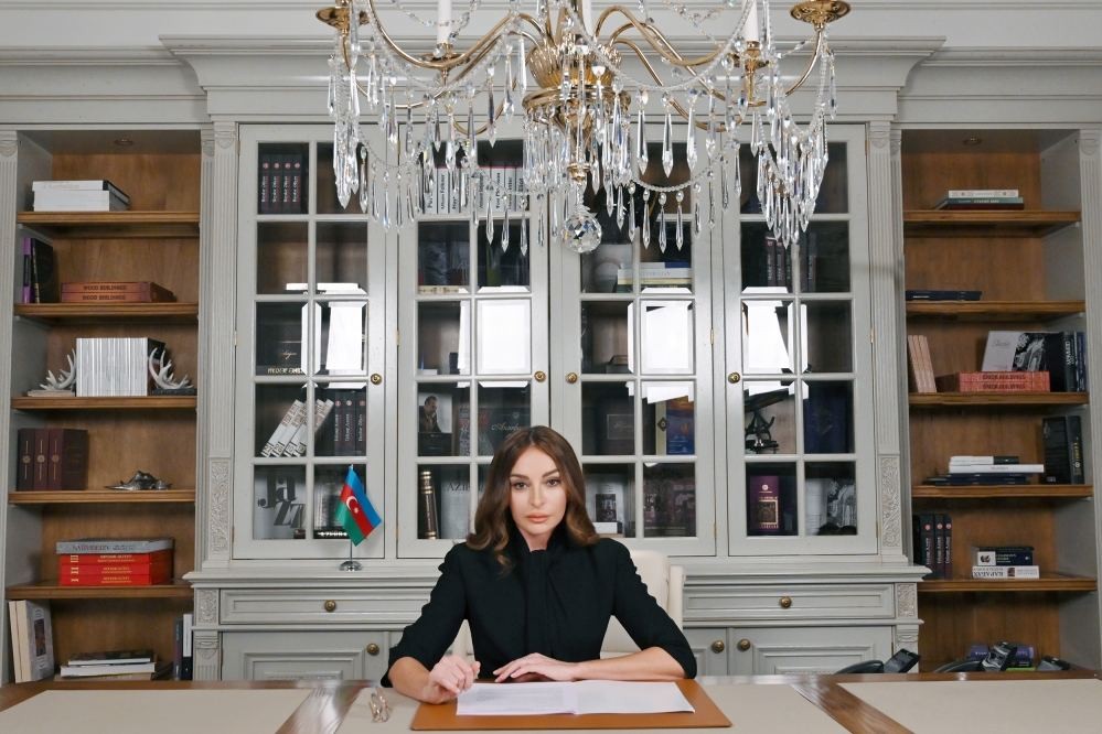 Zəfər xronikası. 15 oktyabr 2020-ci il: Birinci vitse-prezident Mehriban Əliyeva Ermənistanın Tərtərdə dəfn zamanı insanları atəşə tutması ilə bağlı paylaşım edib