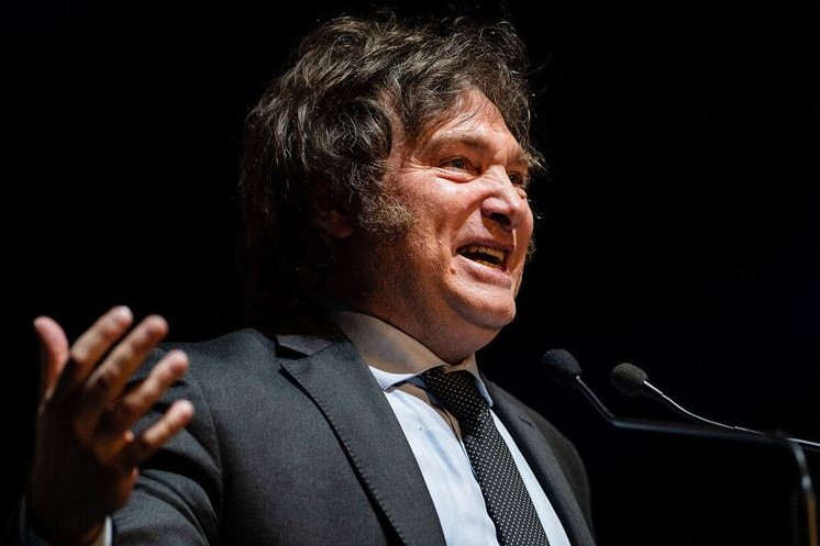 Argentina prezidenti parlamentin növbədənkənar iclasını çağırıb