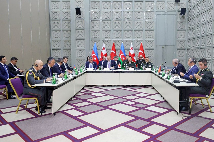 Batumidə Azərbaycan-Gürcüstan-Türkiyə müdafiə nazirlərinin 11-ci üçtərəfli görüşü keçirilib