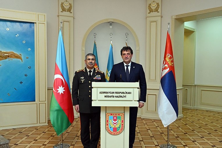 Azərbaycan və Serbiyanın müdafiə nazirləri arasında görüş keçirilib