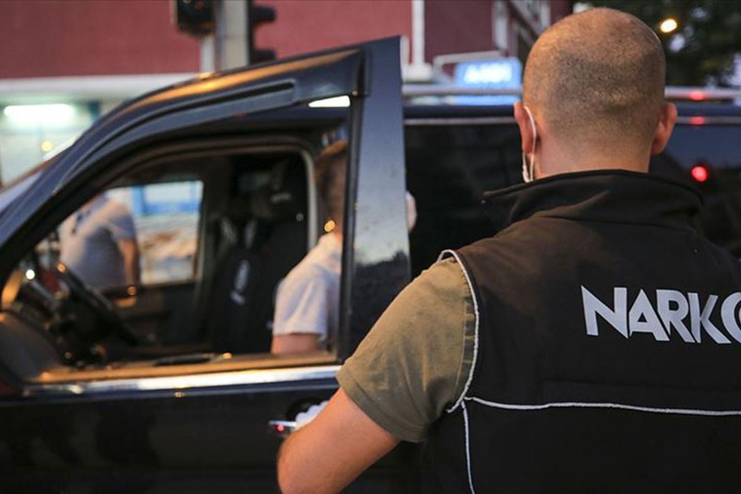 Türkiyədə 74 şəhərdə narkotik satıcılarına qarşı əməliyyat keçirilib
