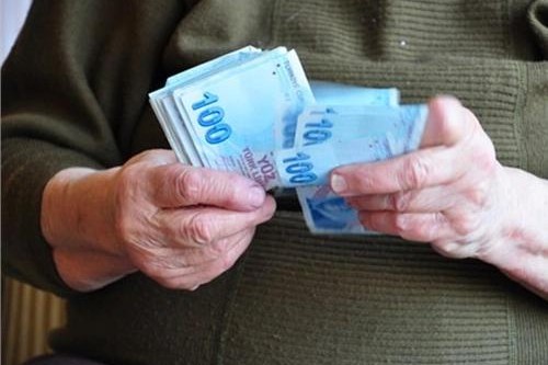 Türkiyə vətəndaşları 2023-də ən çox nəyə pul xərcləyib?