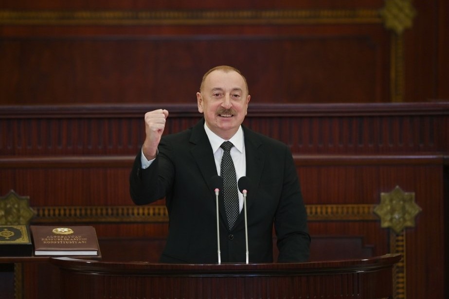 Prezident İlham Əliyev: Xankəndidə qutuya atdığım bülleten erməni separatçılarının tabutuna vurulan son mismar idi