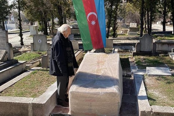 Rəsulzadənin Ankaradakı məzarının abadlaşdırılmasına başlanıldı