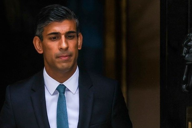 Böyük Britaniyada növbədənkənar parlament seçkiləri keçiriləcək