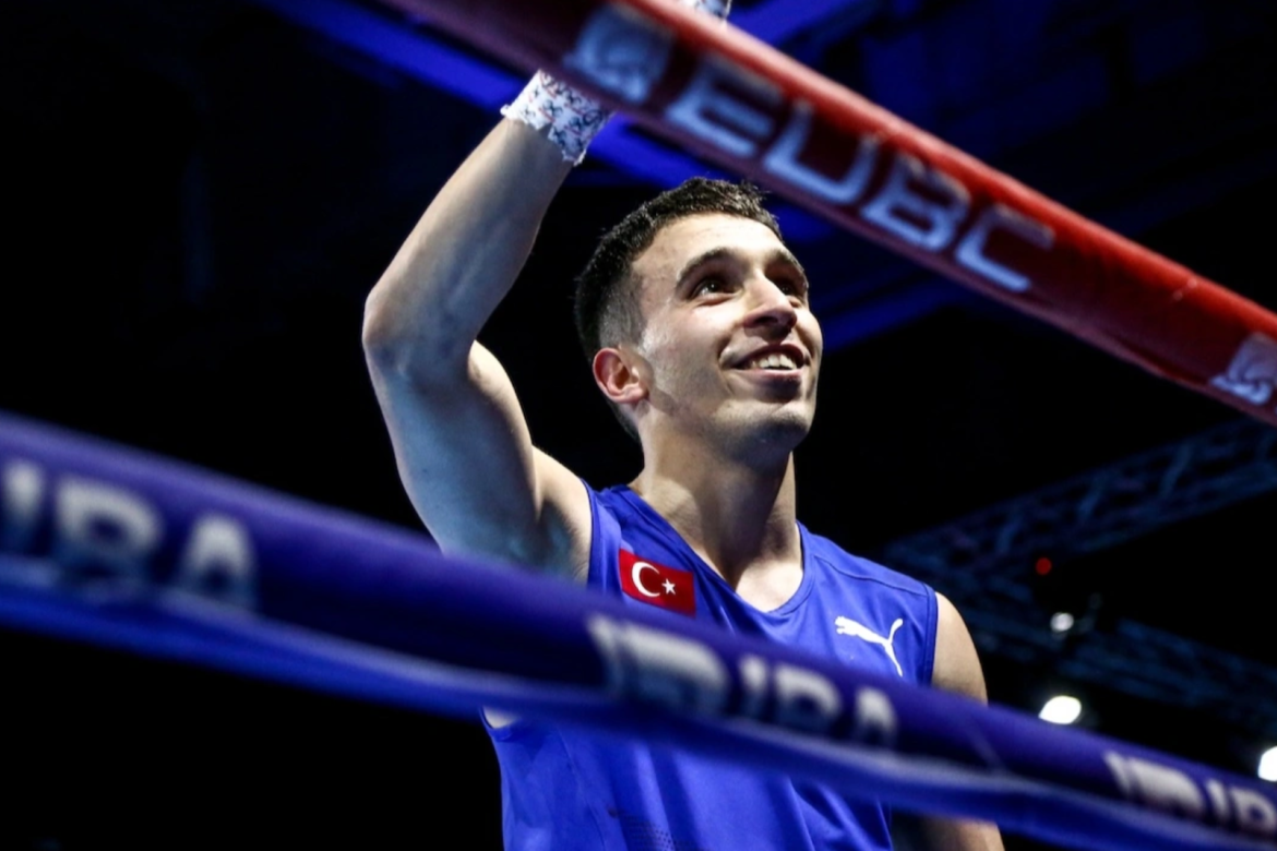 Türkiyənin milli boksçusu Avropa çempionu olub