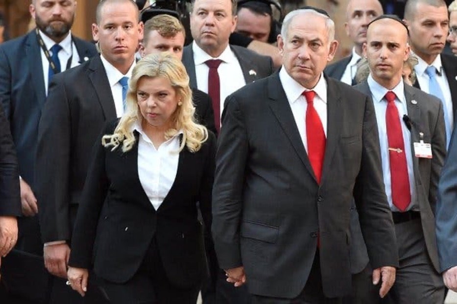 Netanyahunun həyat yoldaşı ərinə qarşı çevriliş olacağını deyib