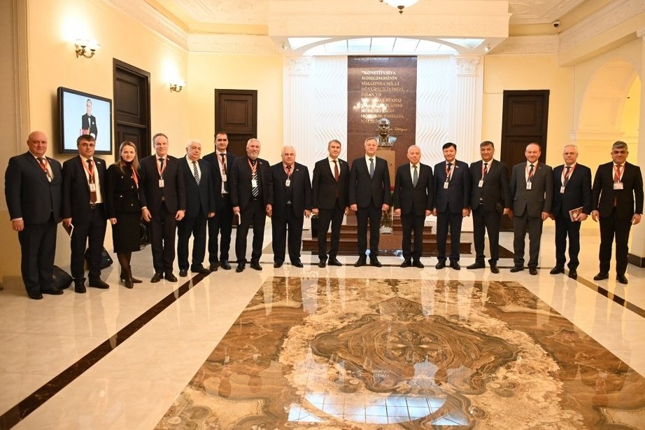 Konstitusiya Məhkəməsində beynəlxalq müşahidəçilərlə seçki prosesi ilə bağlı ümumi məsələlər müzakirə olunub