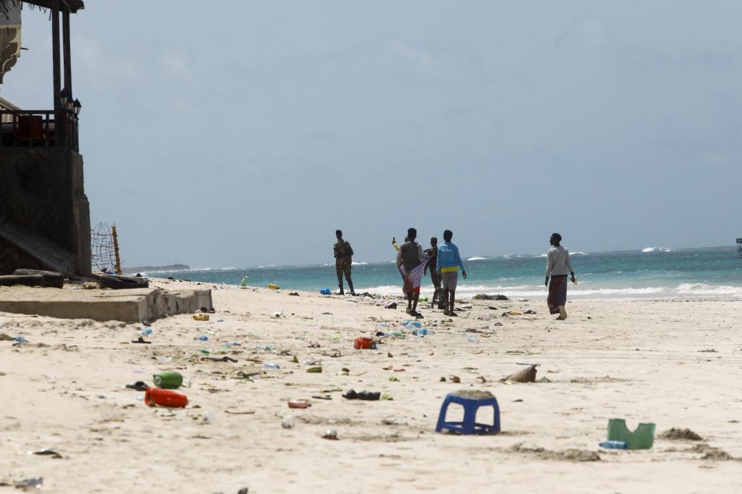 Somalidə bomba partlaması nəticəsində 32 nəfər ölüb