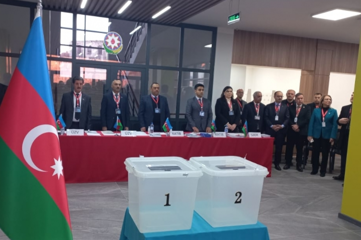Şuşada seçki başlayıb