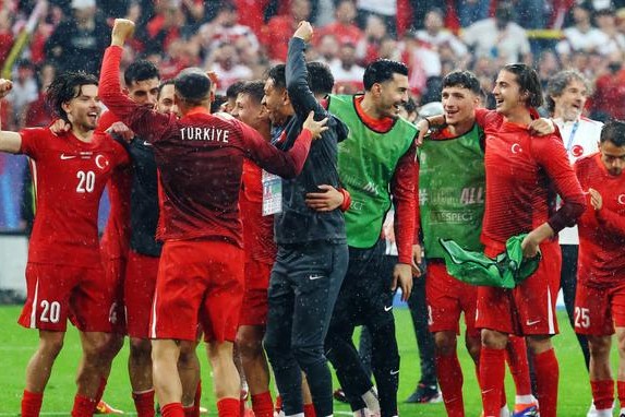 Ərdoğan Türkiyə millisini təbrik edib