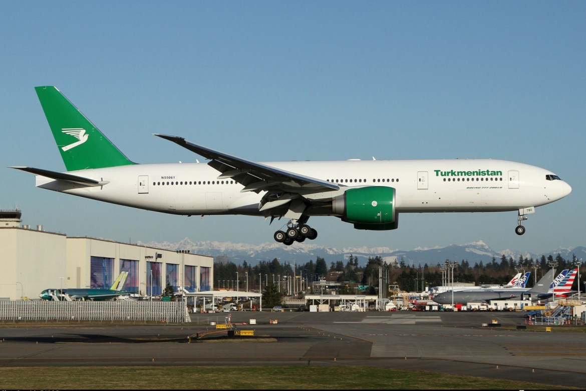 Türkmənistan yeni Boeing təyyarəsi alıb