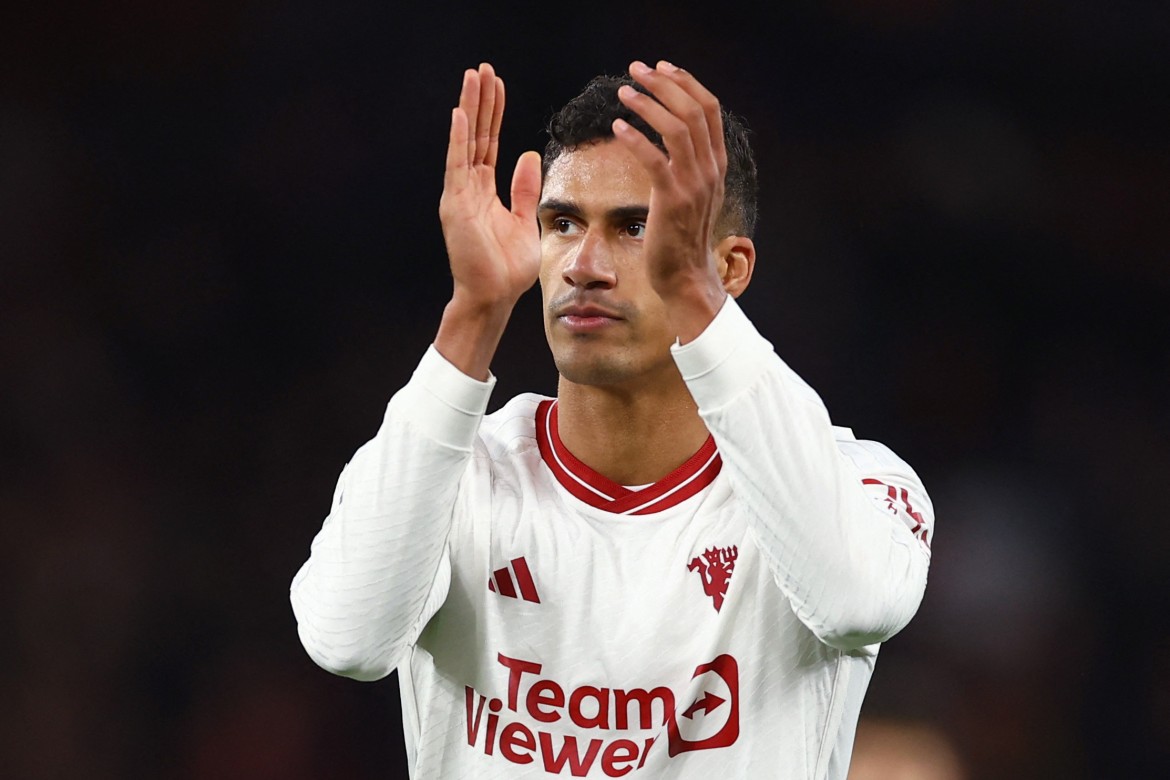 Varane Qırmızı Şeytanları tərk edir